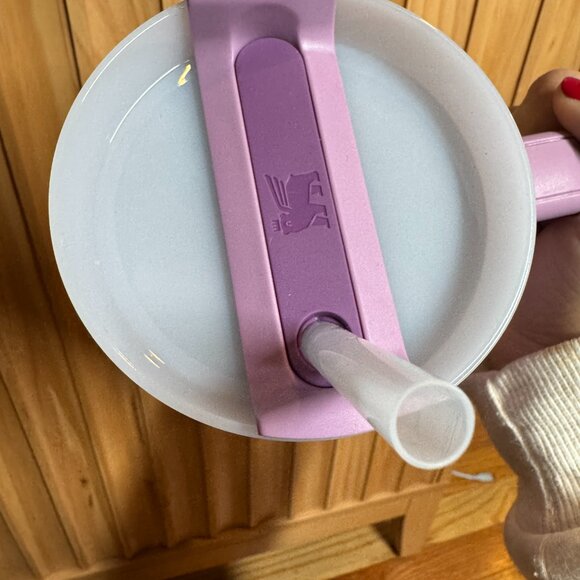 Stanley 40 oz Stainless Steel H2.0 FlowState Quencher Lilac Tumbler NEW WITH TAG - Picture 4 of 5